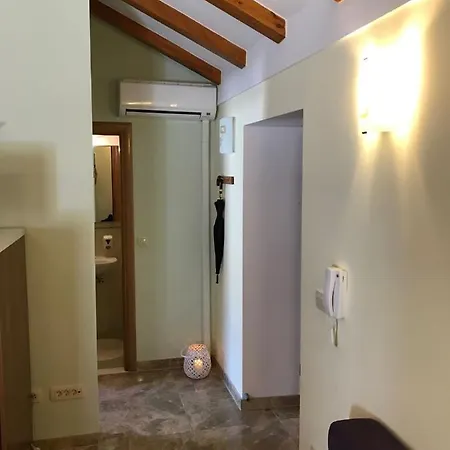 Old Town - Free Parking Apartment