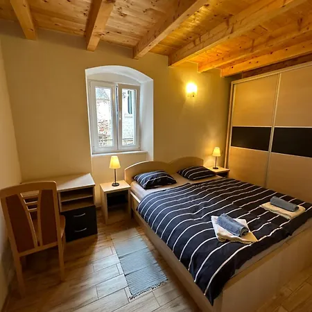 Old Town - Free Parking Apartment Trogir