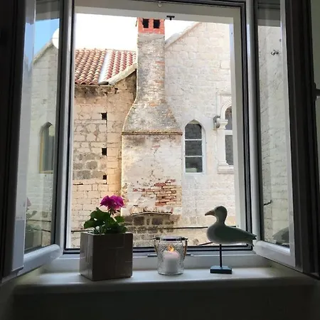 Old Town - Free Parking Apartment Trogir