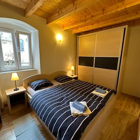 Old Town - Free Parking Apartment Trogir